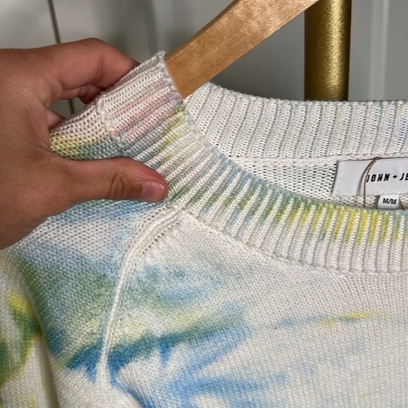 John + Jenn Bonita Tie Dye Pullover - Picture 7 of 11